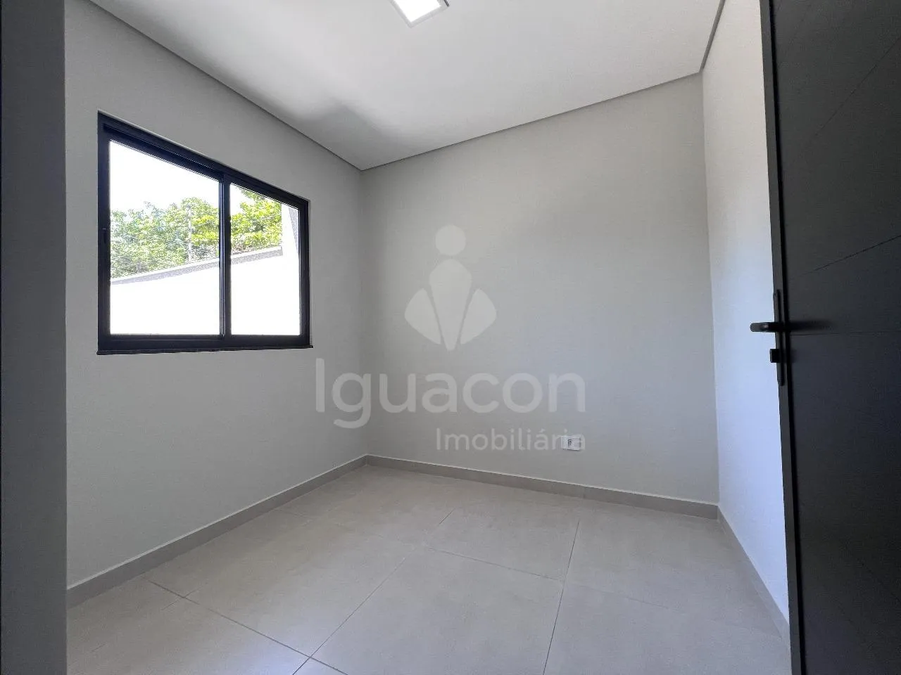 Casa com 02 Dormitórios no Parque Imperatriz próximo Vila A