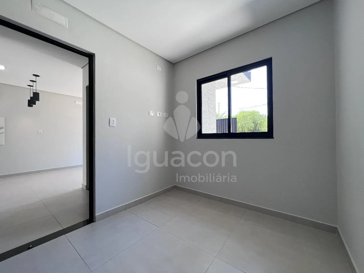 Casa com 02 Dormitórios no Parque Imperatriz próximo Vila A