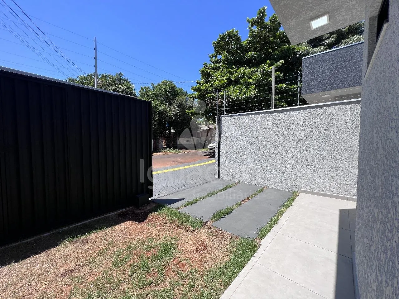 Casa com 02 Dormitórios no Parque Imperatriz próximo Vila A