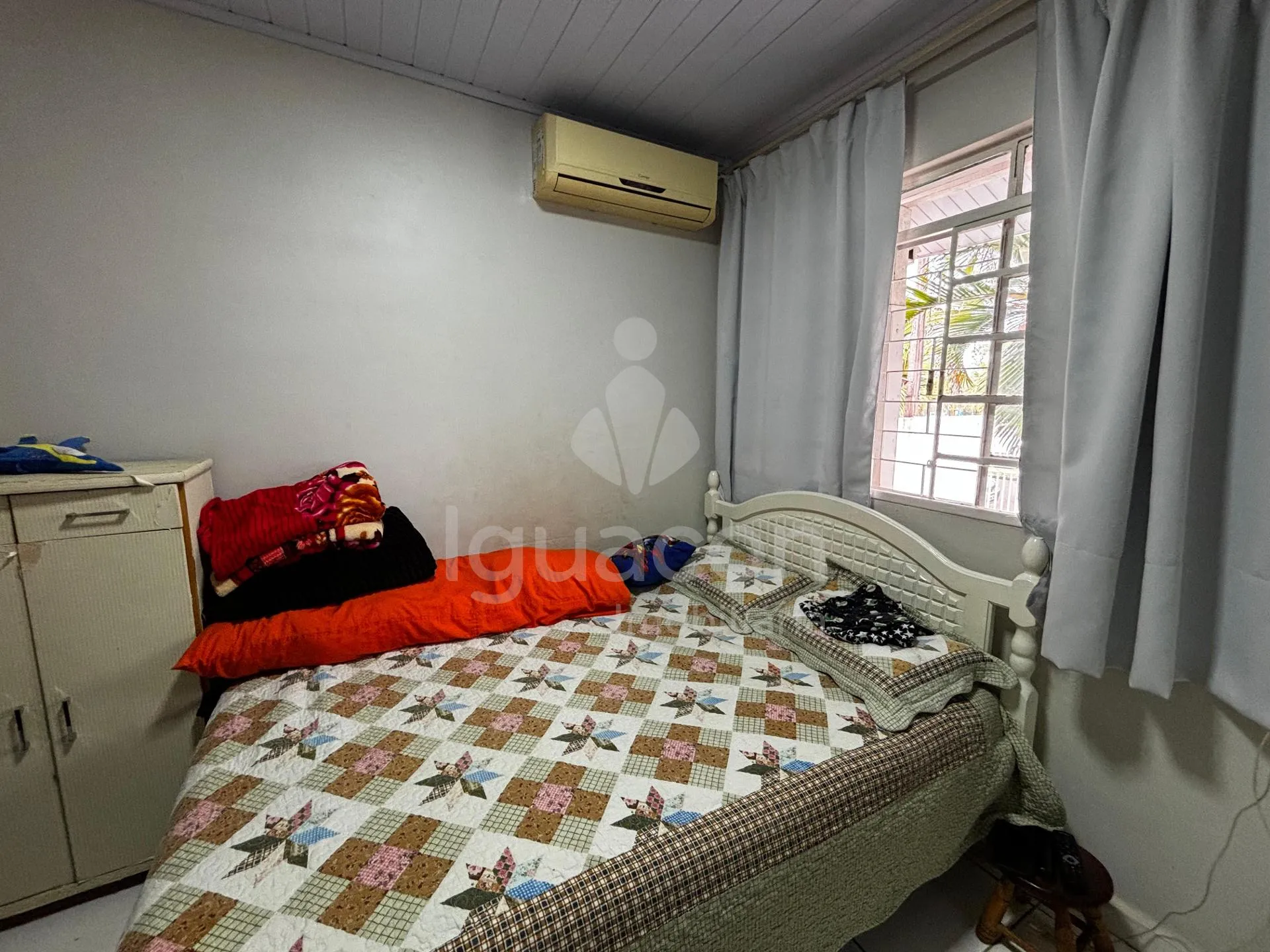 Casa com 03 Dormitórios sendo 01 Suite na Vila A próximo Hospital Itamed