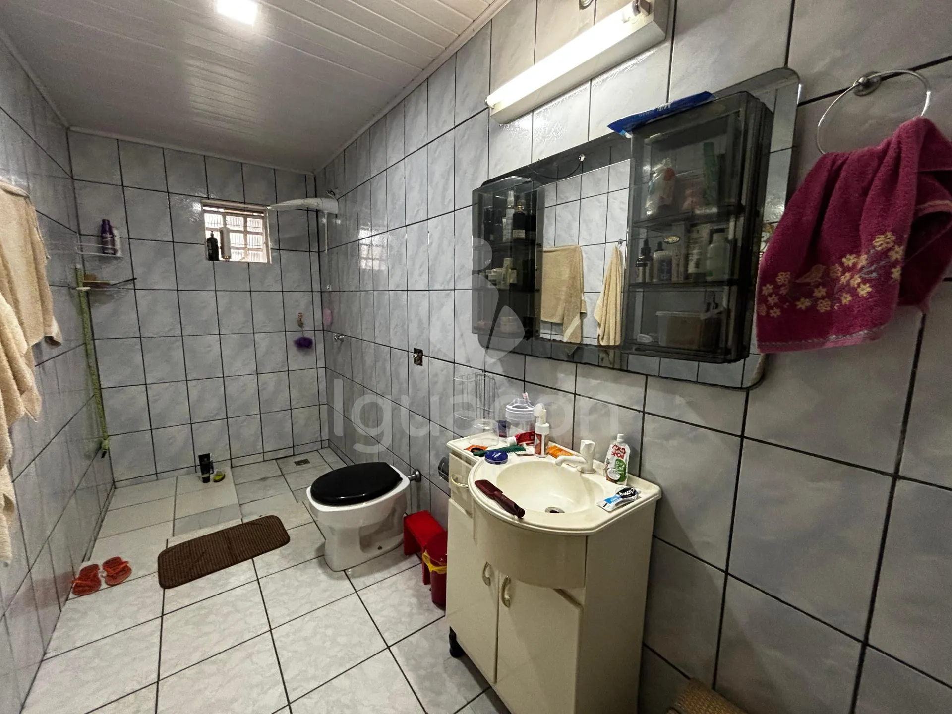 Casa com 03 Dormitórios sendo 01 Suite na Vila A próximo Hospital Itamed