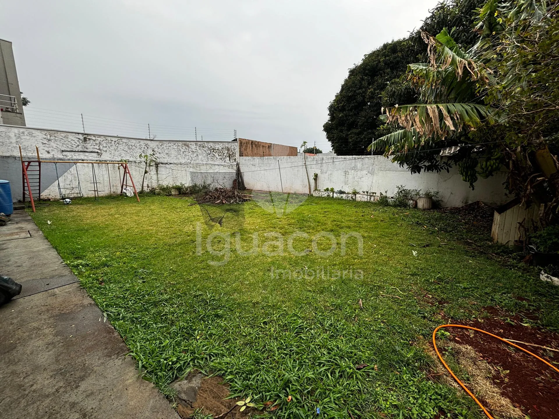 Casa com 03 Dormitórios sendo 01 Suite na Vila A próximo Hospital Itamed