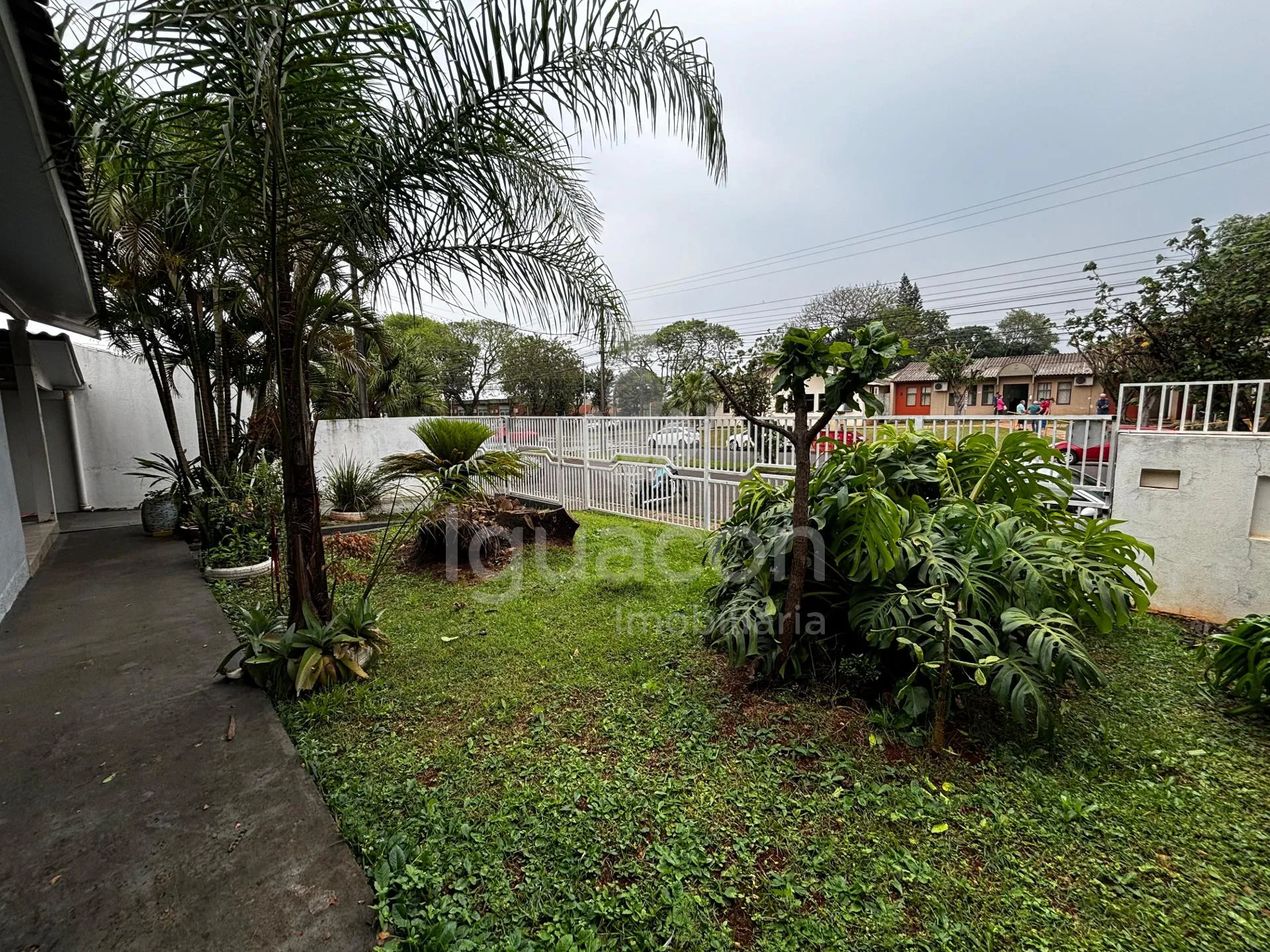 Casa com 03 Dormitórios sendo 01 Suite na Vila A próximo Hospital Itamed