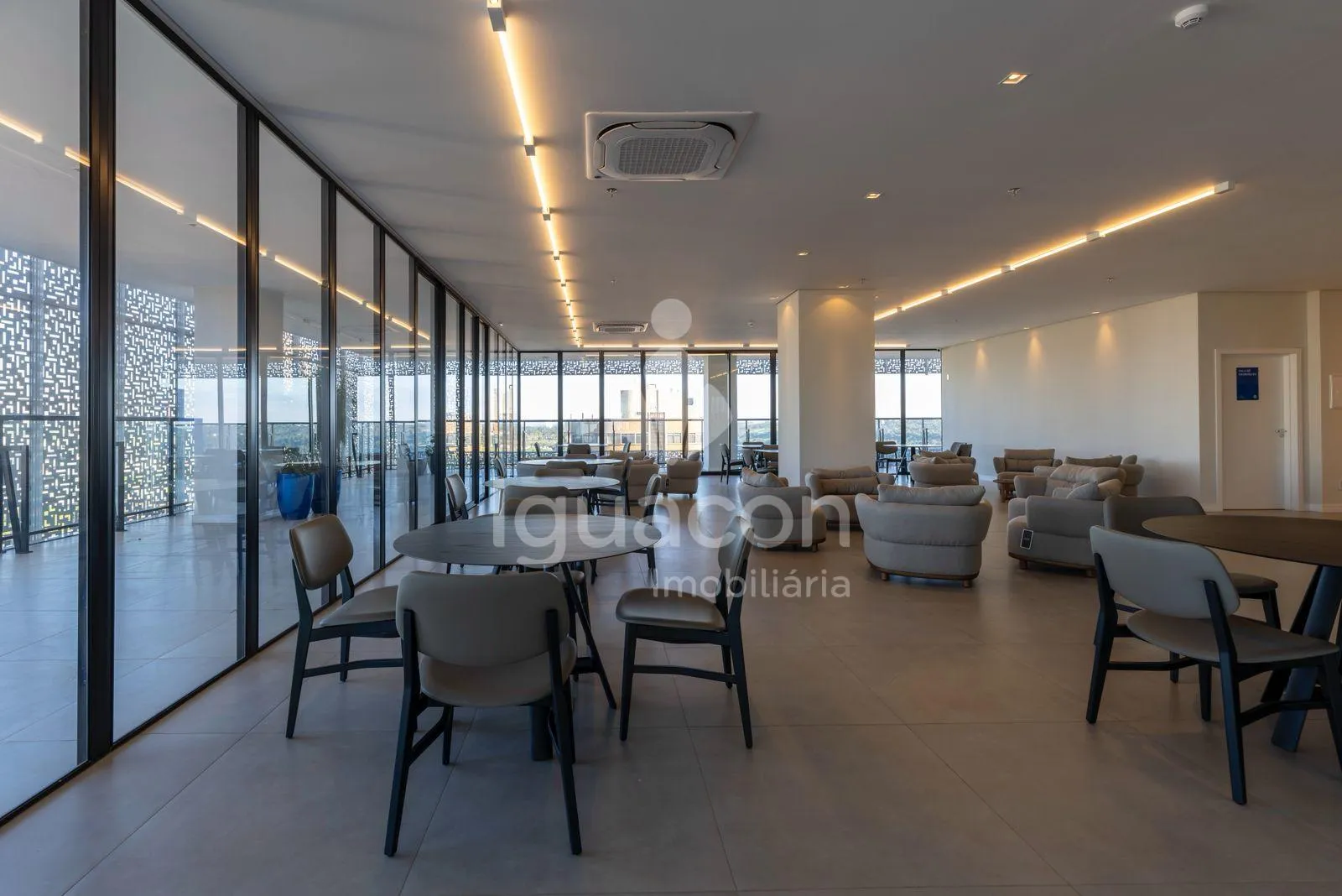 Consultórios de 41m² a 62m² no Day Medical Center no Centro