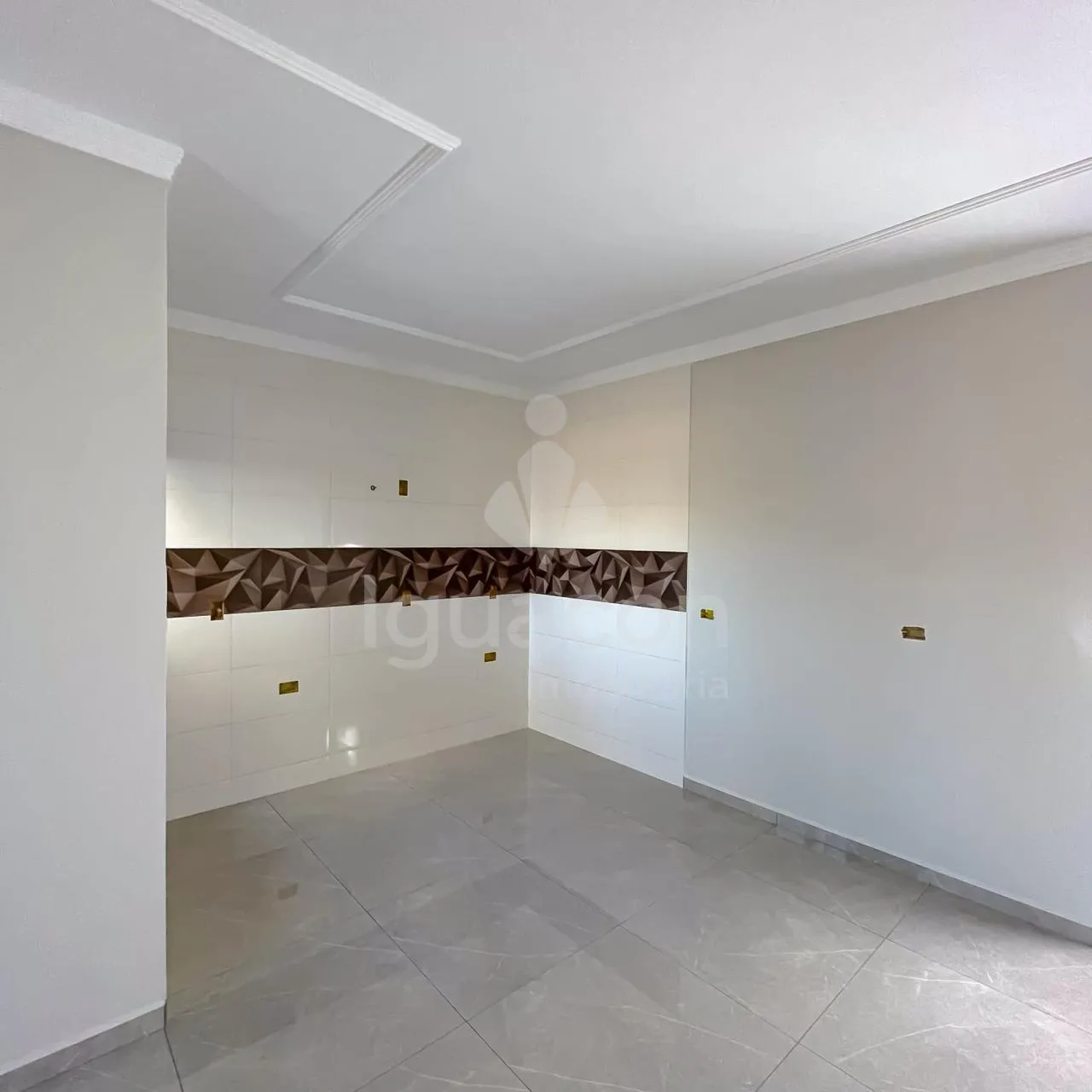 Casa com 02 Dormitórios sendo 01 Suite no Jardim Cataratas