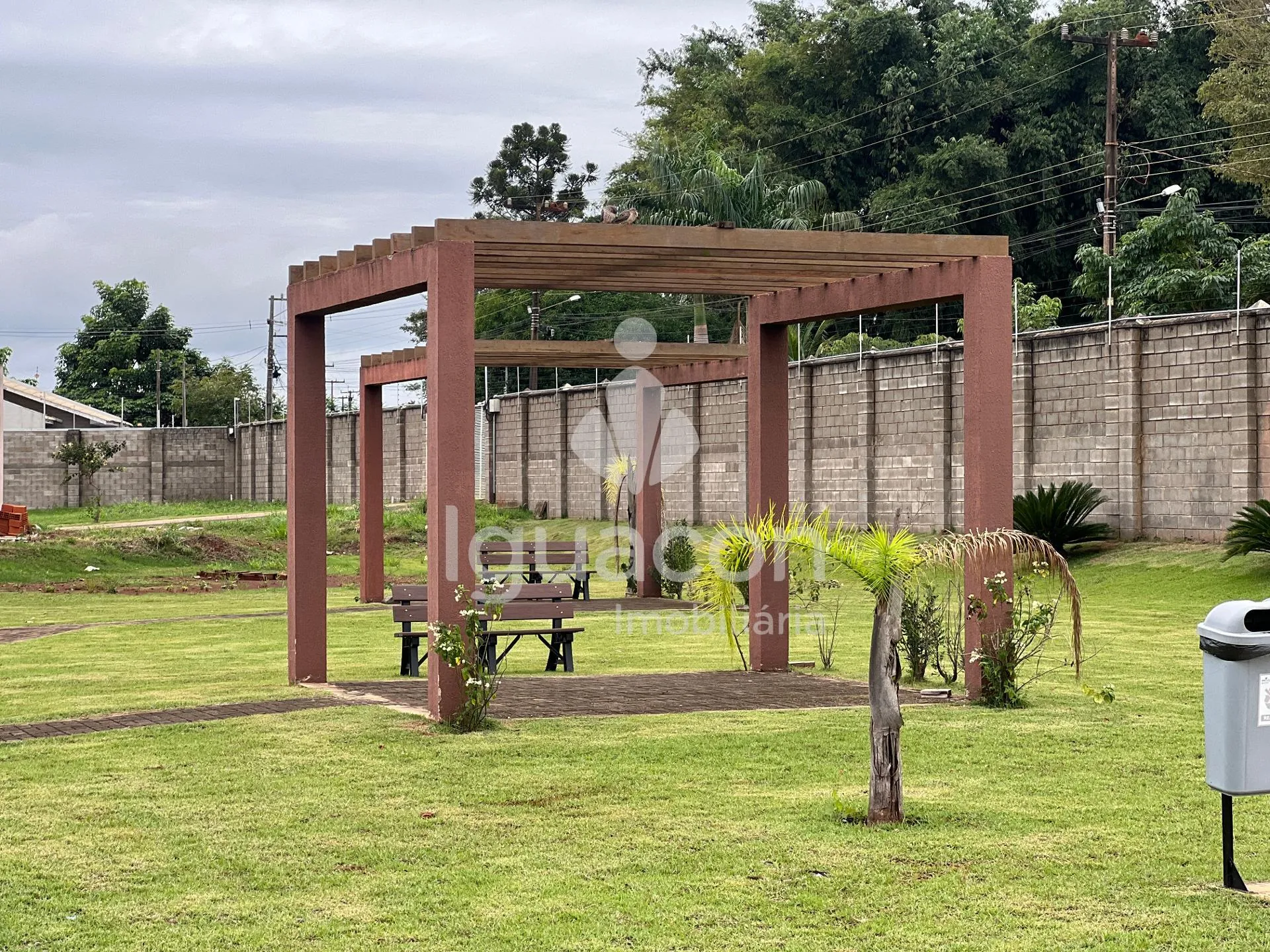 Terreno de 331,37m² no Condomínio Fechado Iguaçu na Vila Carimã