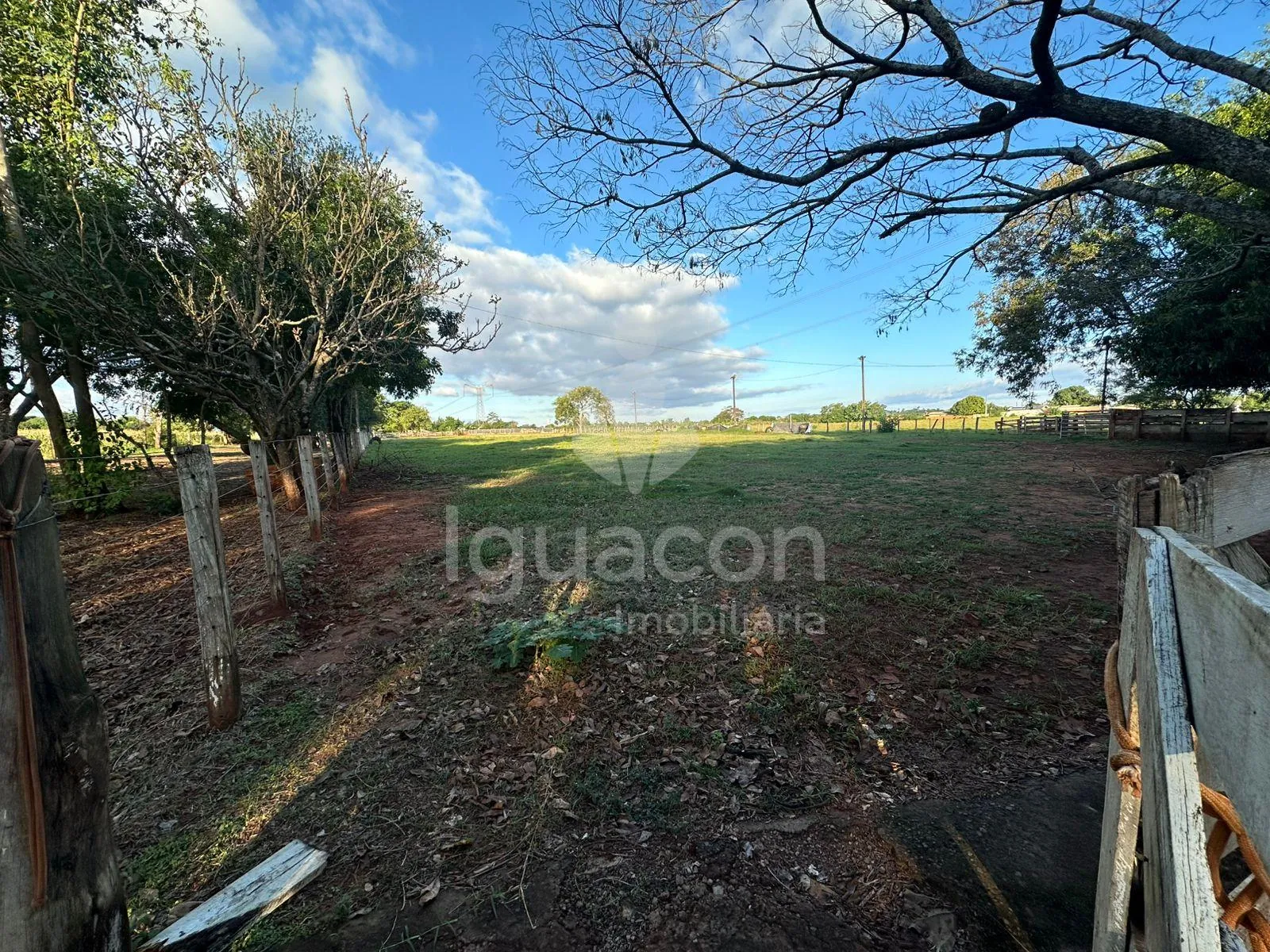 Chácara de 59.400m² no Jardim Cedro