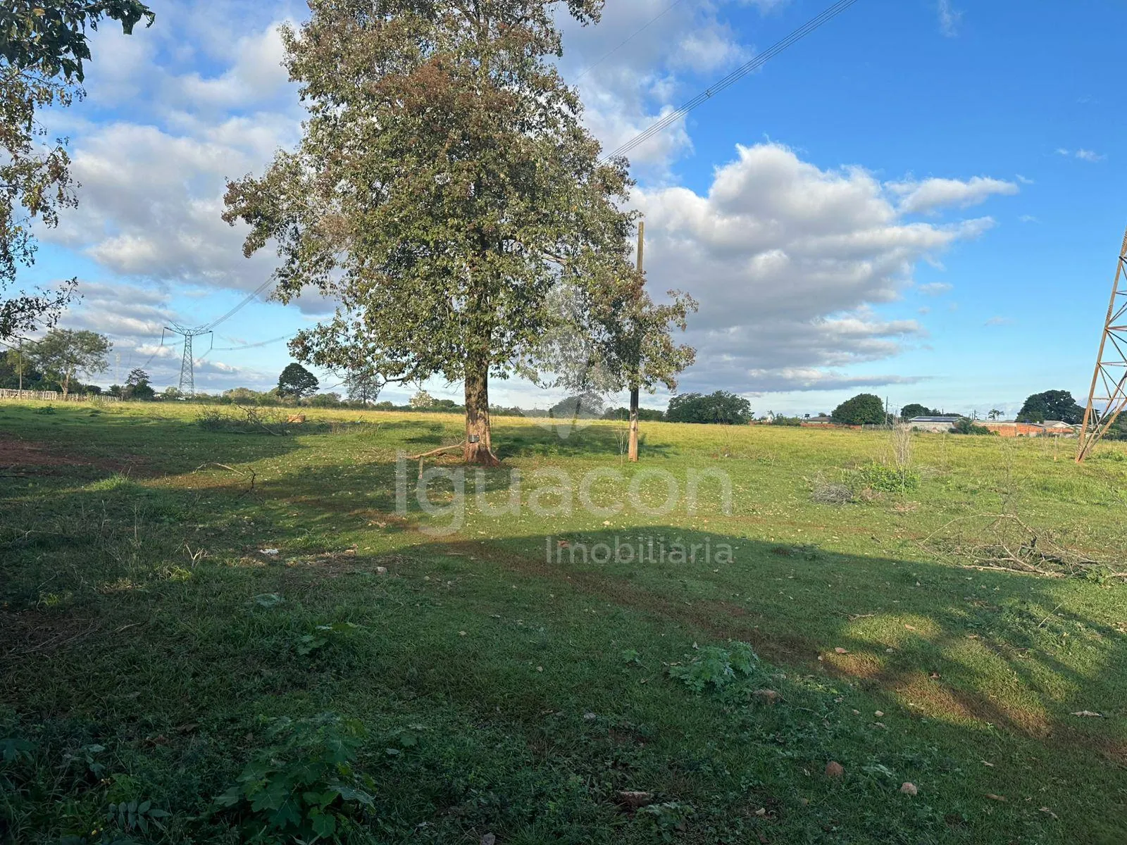 Chácara de 59.400m² no Jardim Cedro