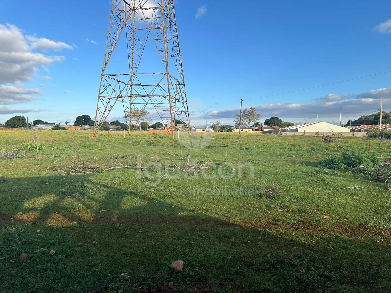 Chácara de 59.400m² no Jardim Cedro