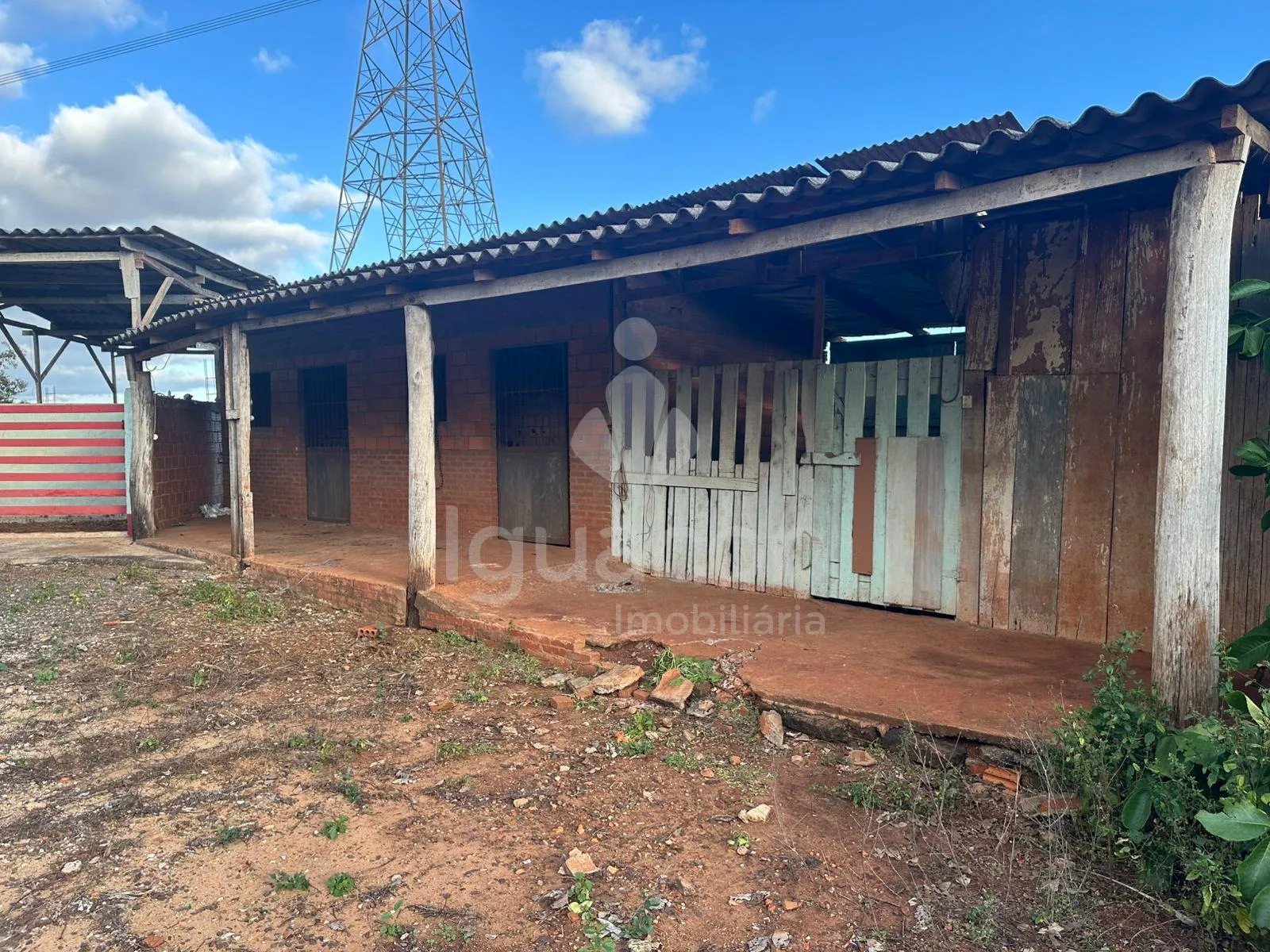 Chácara de 59.400m² no Jardim Cedro