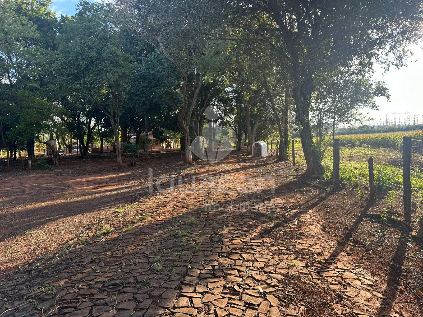 Chácara de 59.400m² no Jardim Cedro