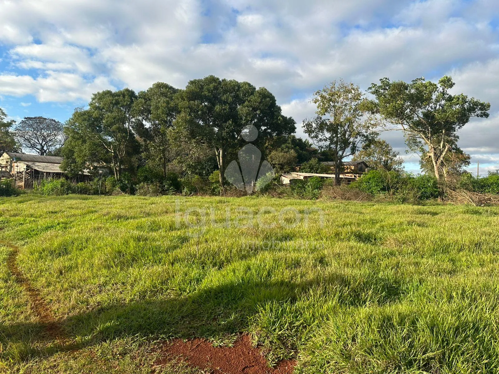 Chácara de 59.400m² no Jardim Cedro