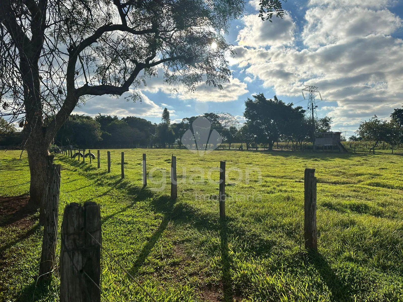 Chácara de 59.400m² no Jardim Cedro