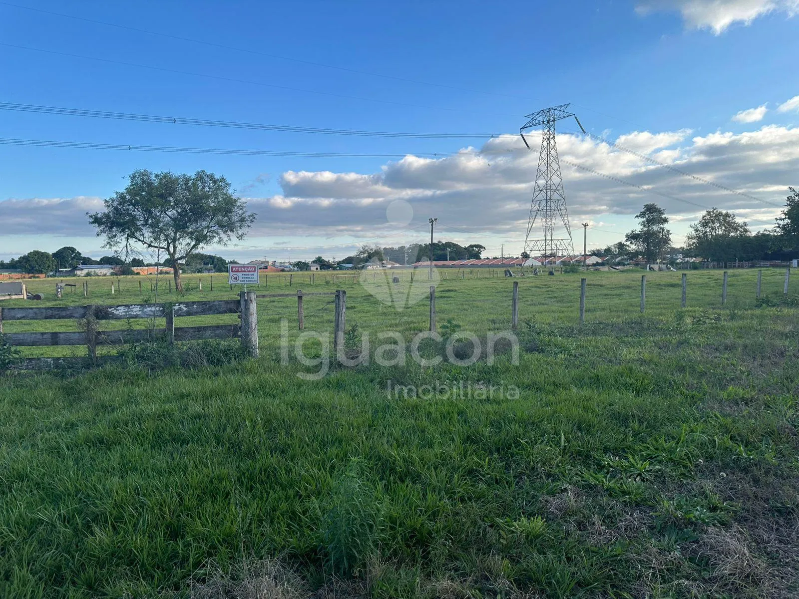 Chácara de 59.400m² no Jardim Cedro