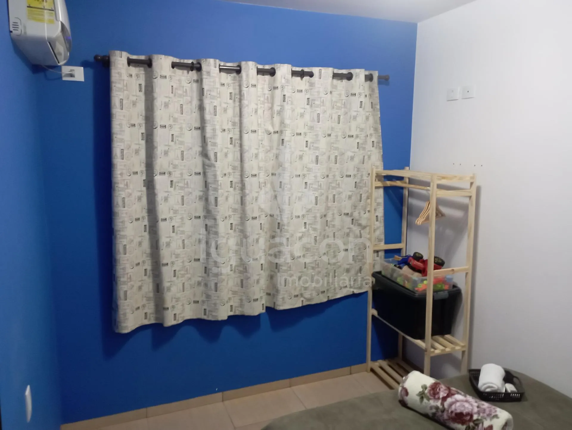 Casa no Lote Grande em Região Rural