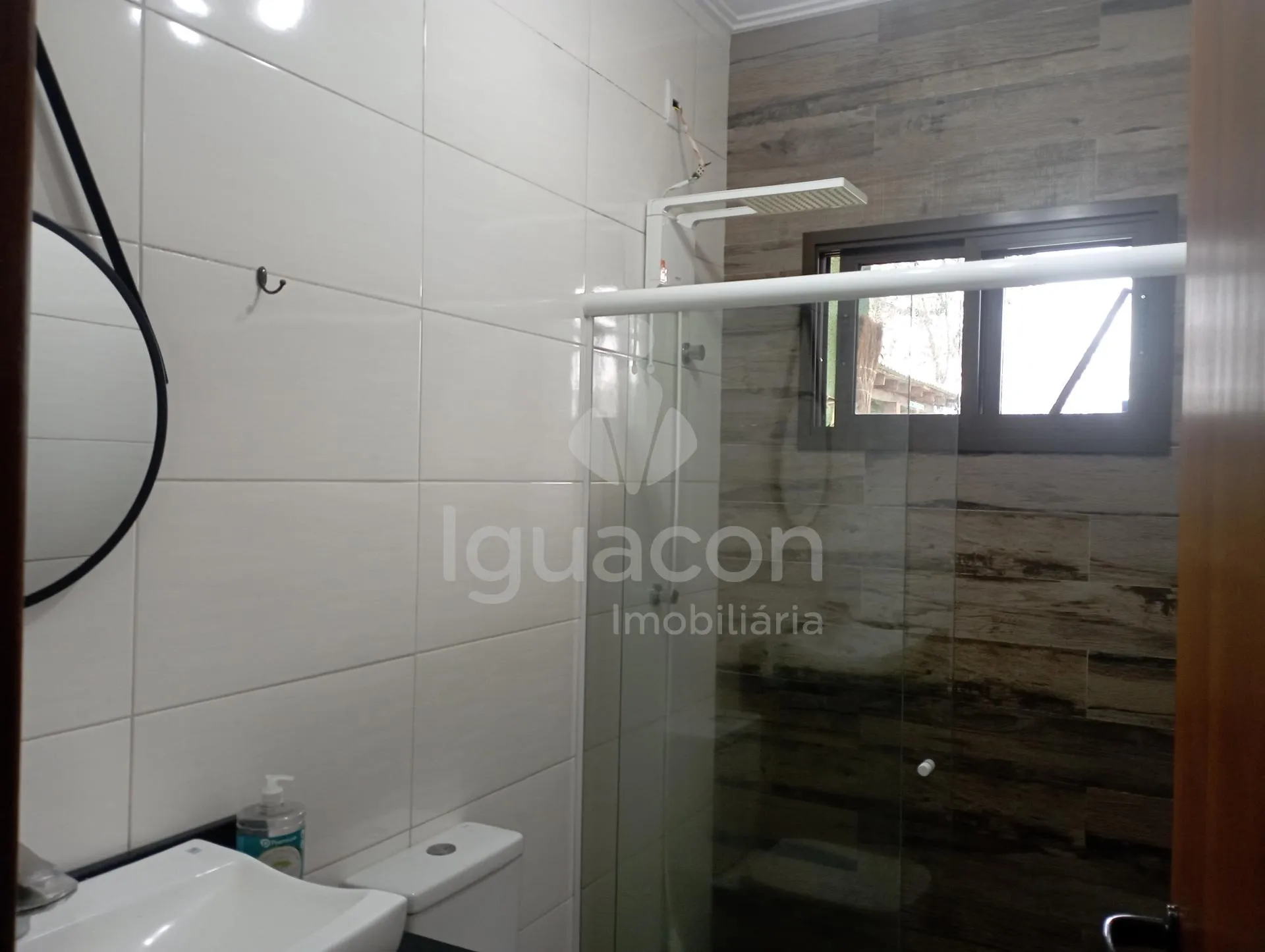 Casa no Lote Grande em Região Rural