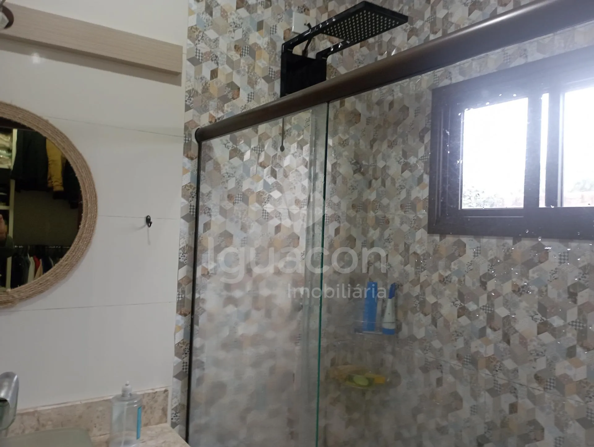 Casa no Lote Grande em Região Rural