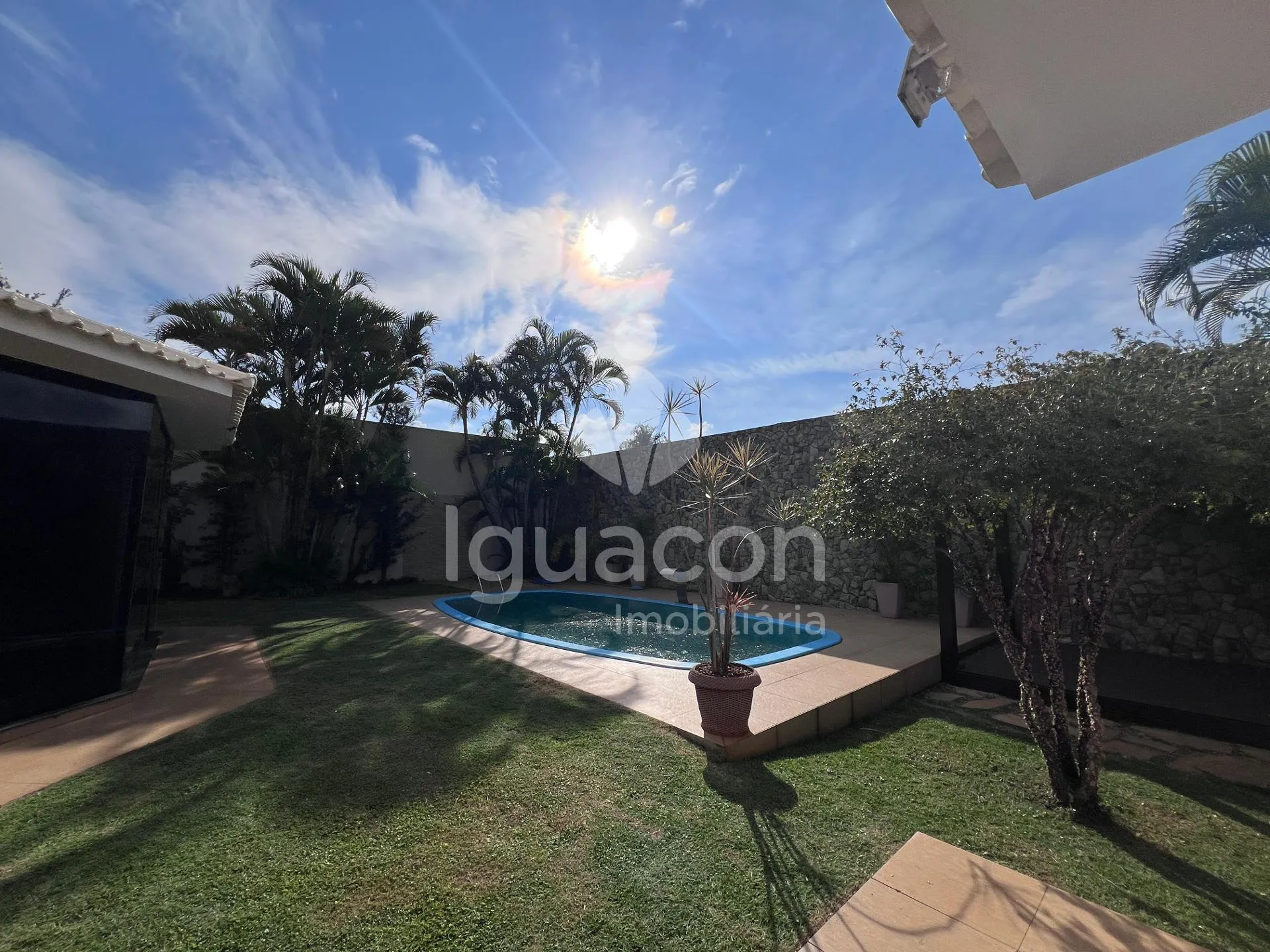 Casa Alto Padrão no Condomínio Solar Crisálidas