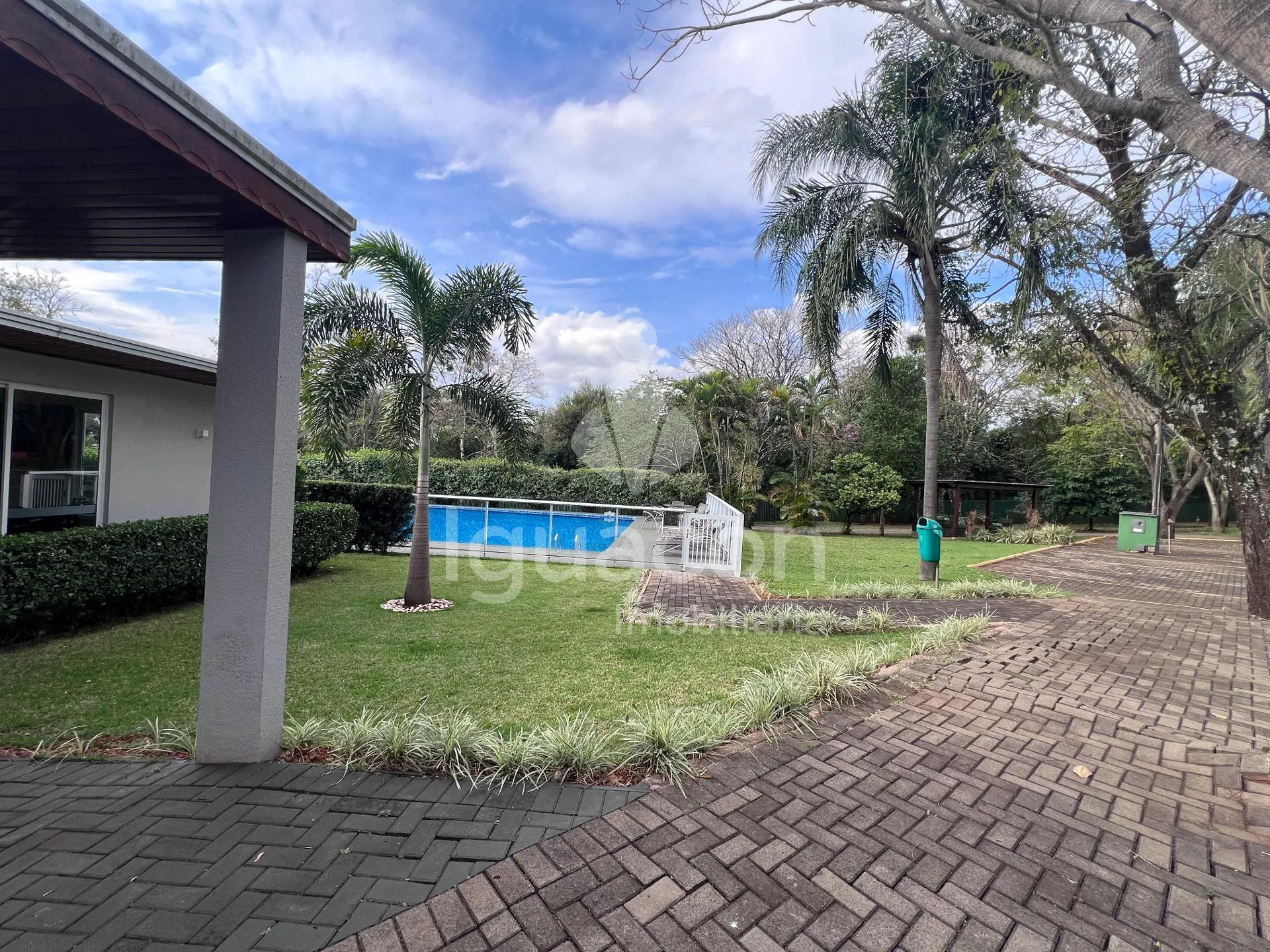 Casa Alto Padrão no Condomínio Solar Crisálidas