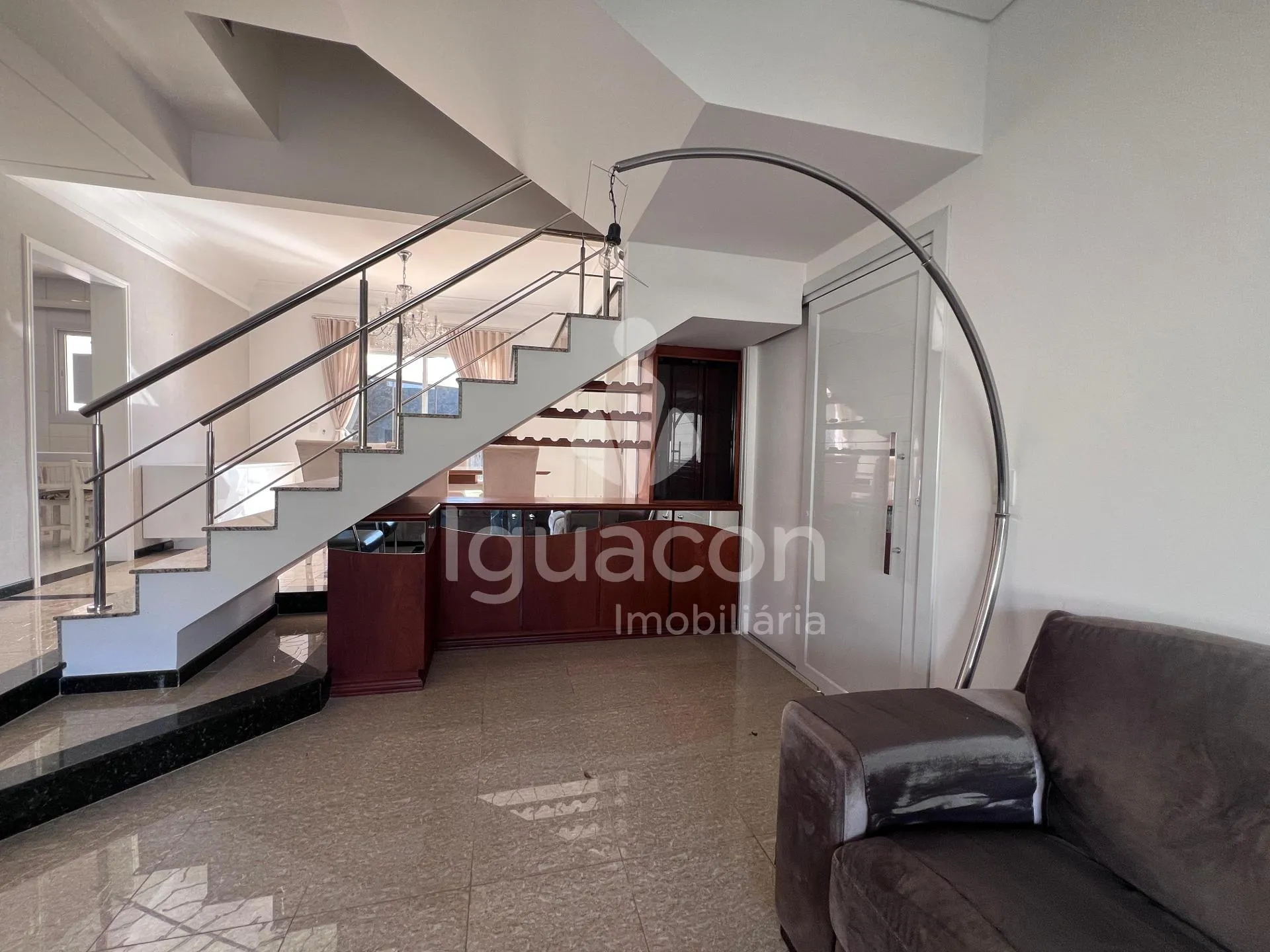 Casa Alto Padrão no Condomínio Solar Crisálidas