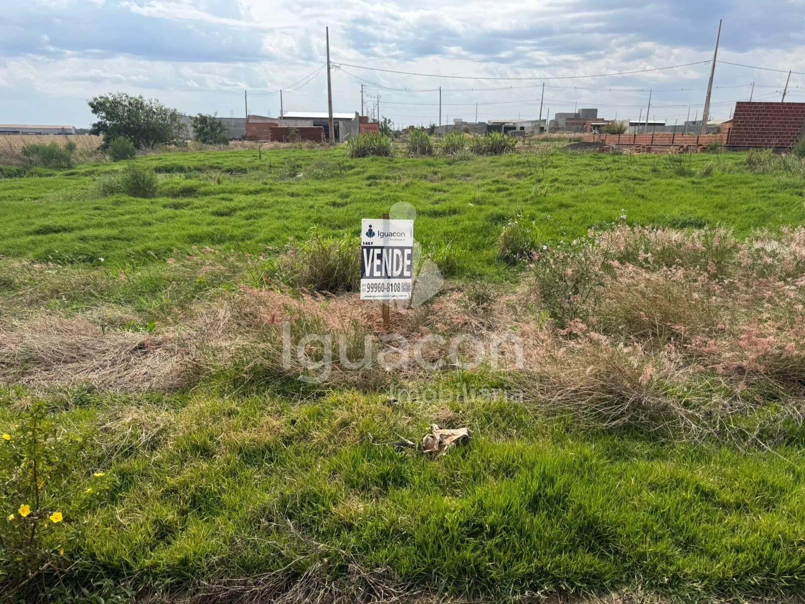 Terreno com 258,26m² no Loteamento Vila Madalena Próximo do Bairro Três Lagoas