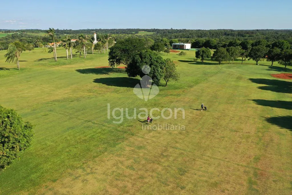 Terreno de 1.048,61m² á venda no Condominio Horizontal Village Golf Iguassu