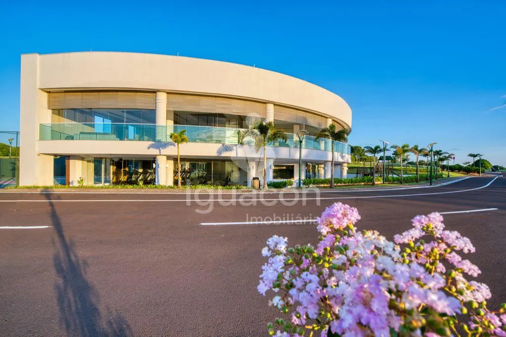 Terreno de 1.376,24m² á venda no Condominio Horizontal Village Golf Iguassu