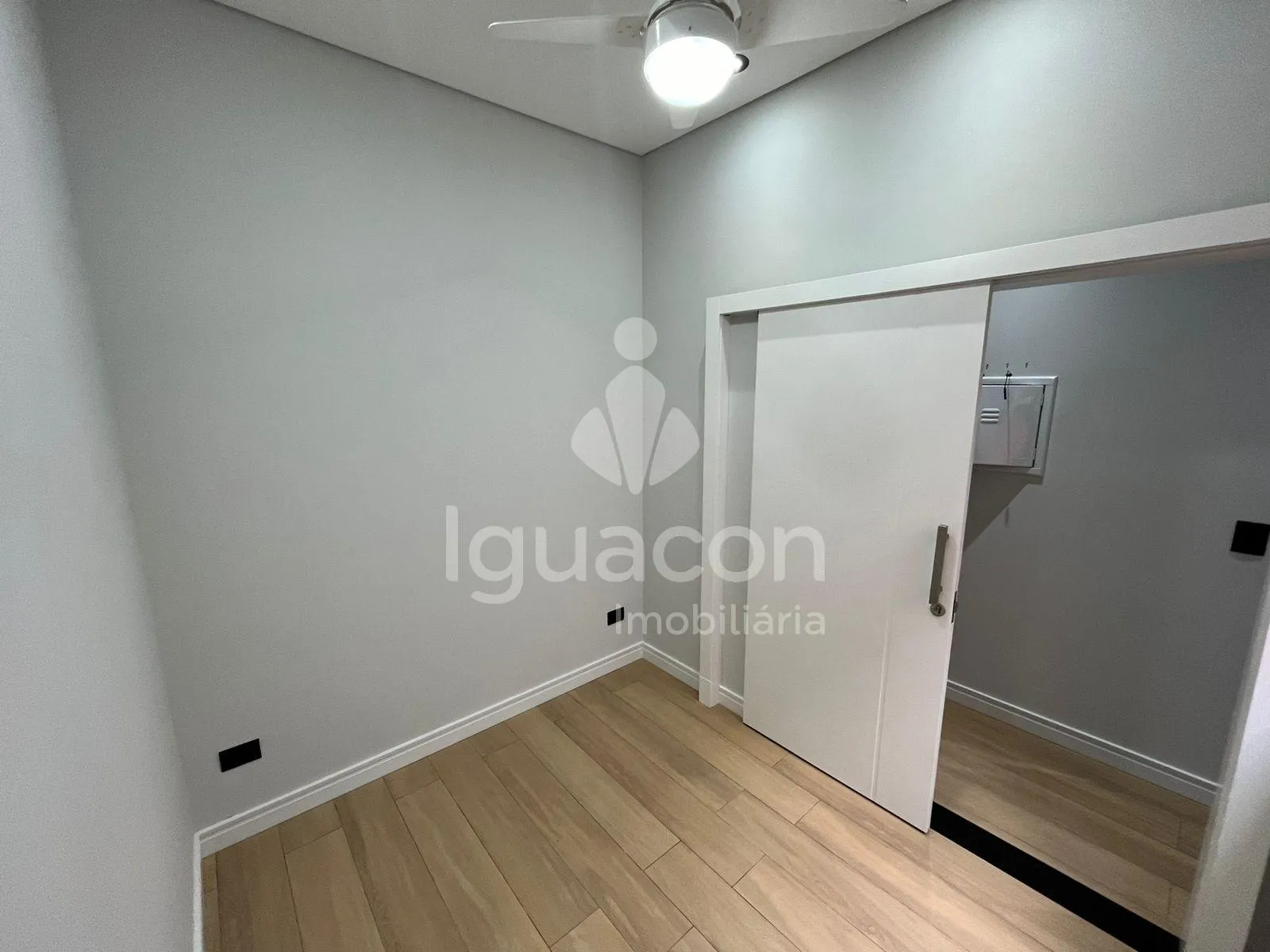 Casa com 03 Dormitórios sendo 01 Suite no Jardim Petrópolis