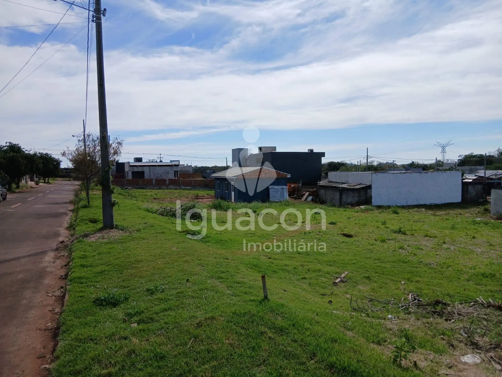 Terreno de 176,00m²  á venda no Parque da Lagoa I em Foz do Iguaçu - PR