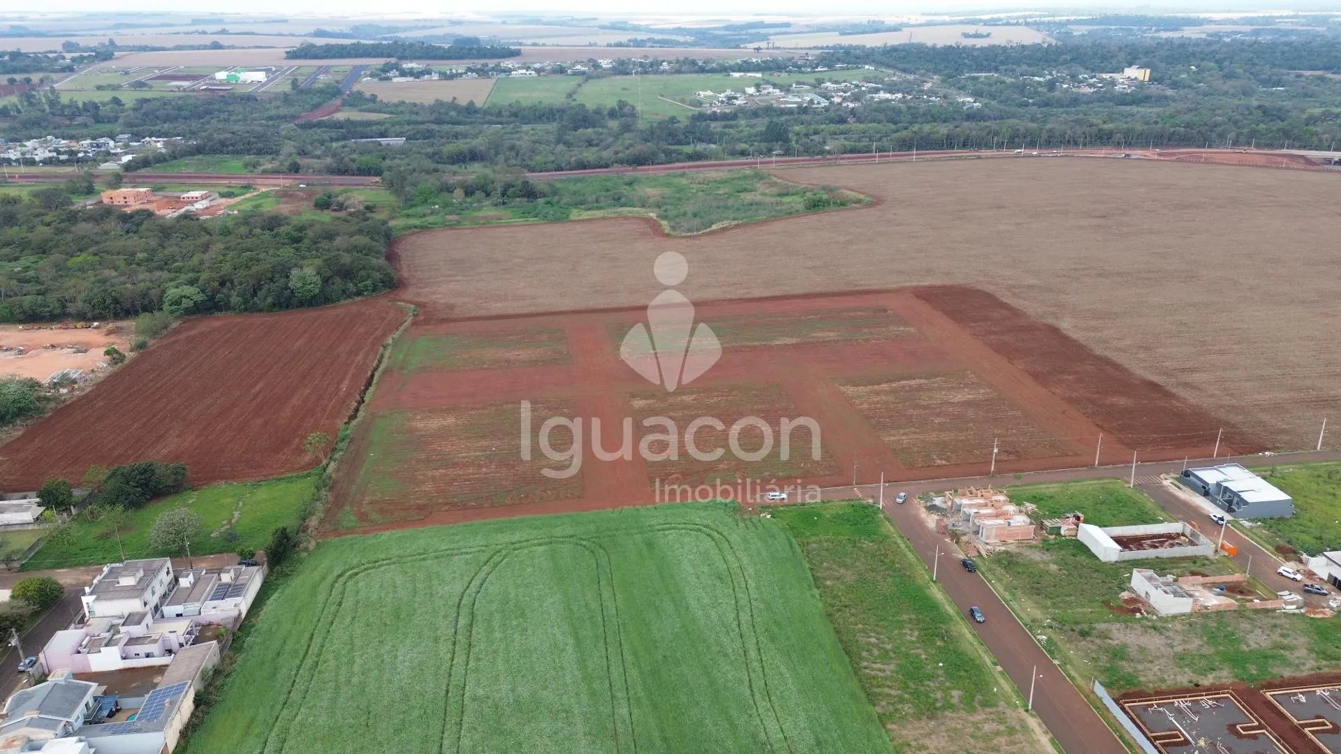 Terrenos apartir de 250m² á venda no Loteamento Villa Santi