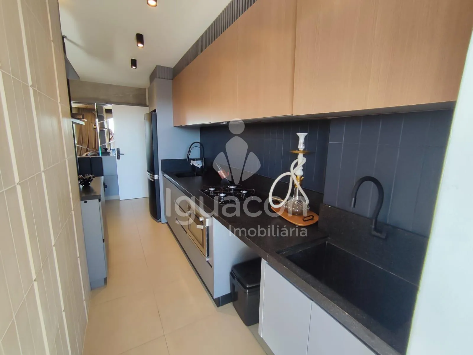 Apartamento mobiliado no Edifício Miró