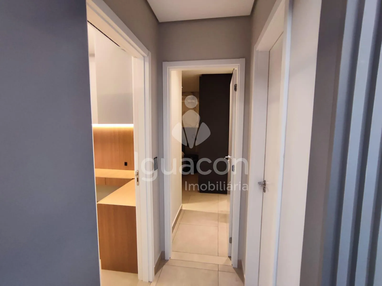 Apartamento mobiliado no Edifício Miró