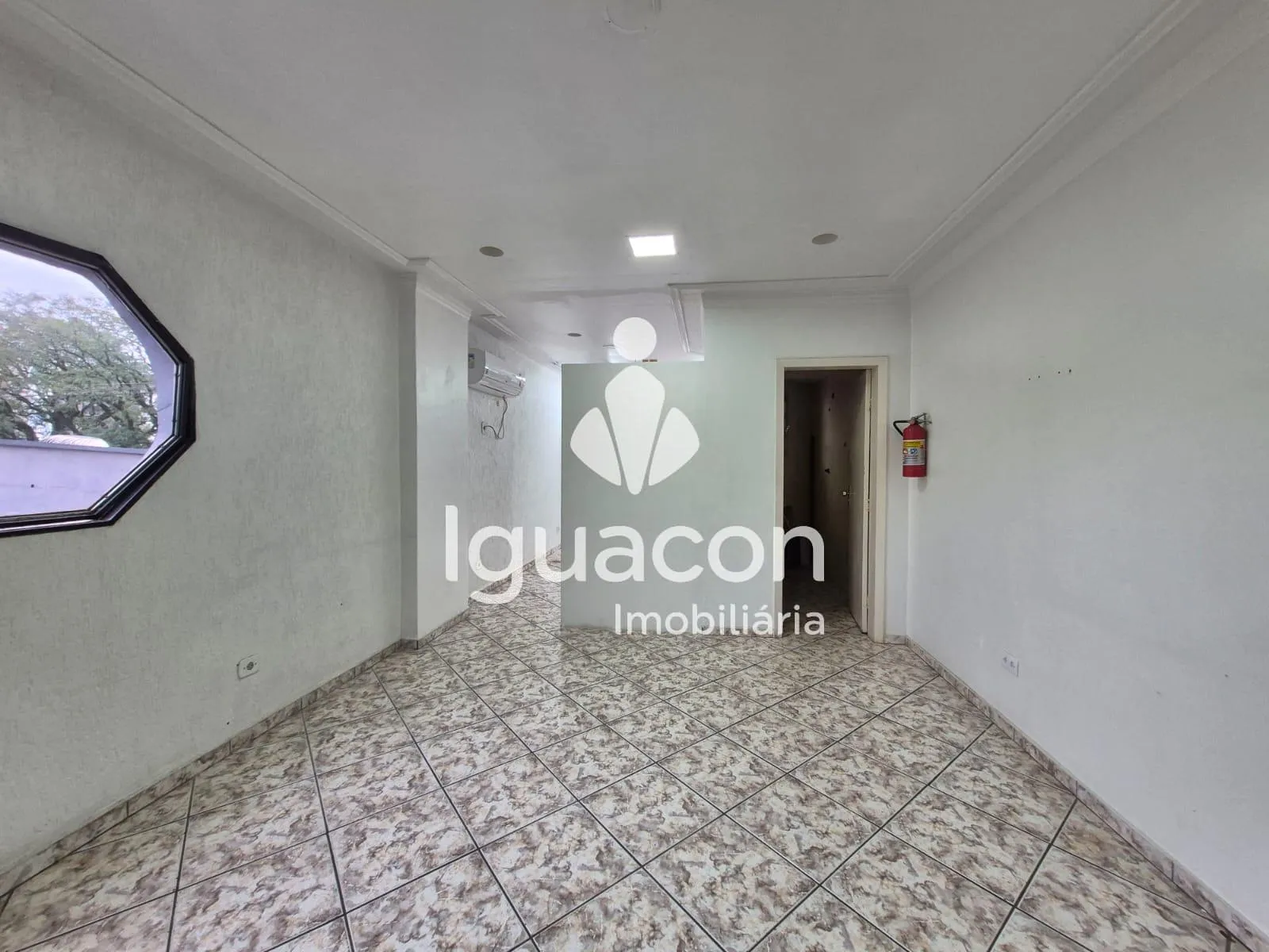 Sala Comercial no Edifício Pietro Angelo