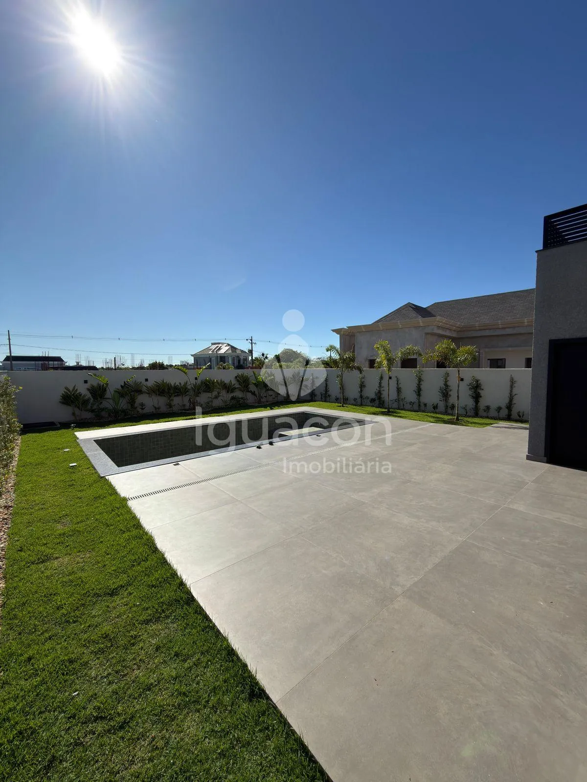 Sobrado com 04 Suites á venda no Condomínio Royal Boulevard Yacht Residence