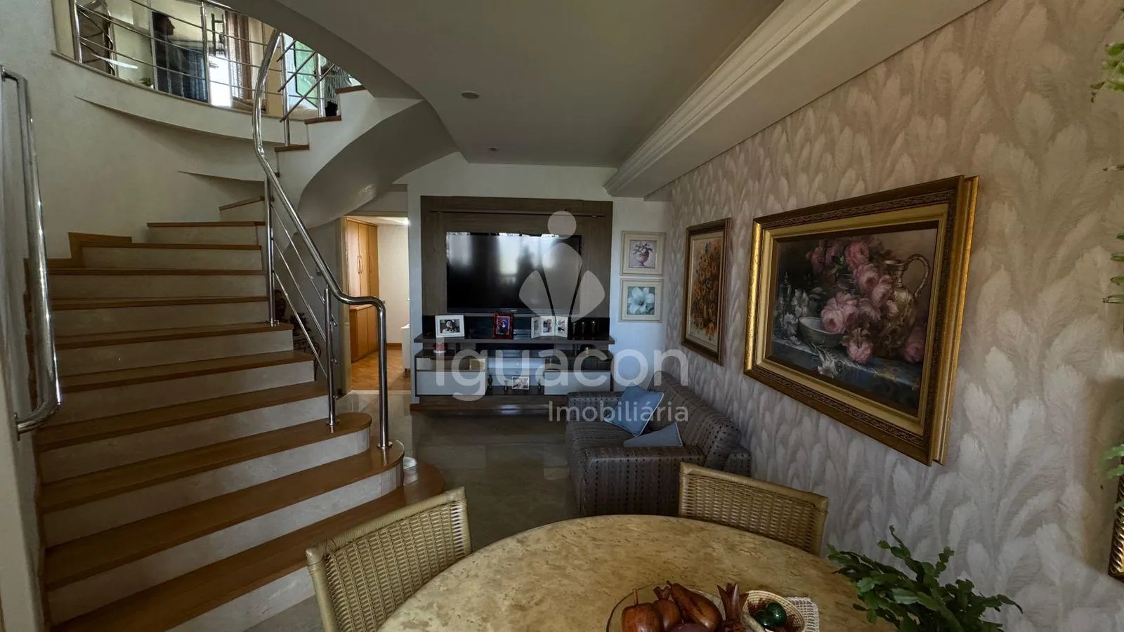 Apartamento Duplex  no Edifício Maison Classic.