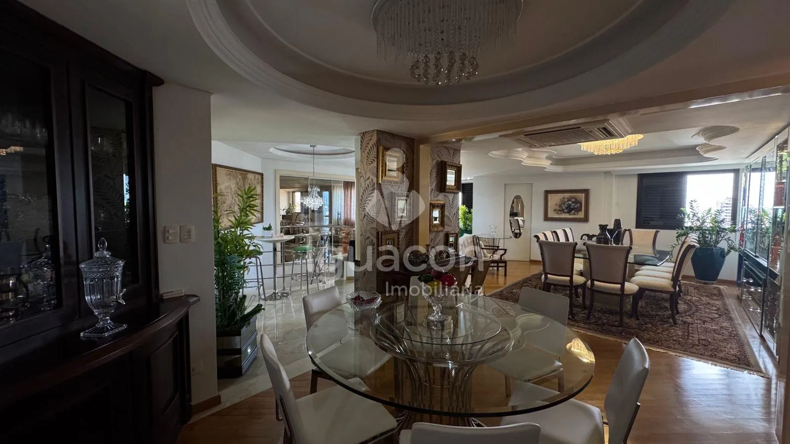 Apartamento Duplex  no Edifício Maison Classic.