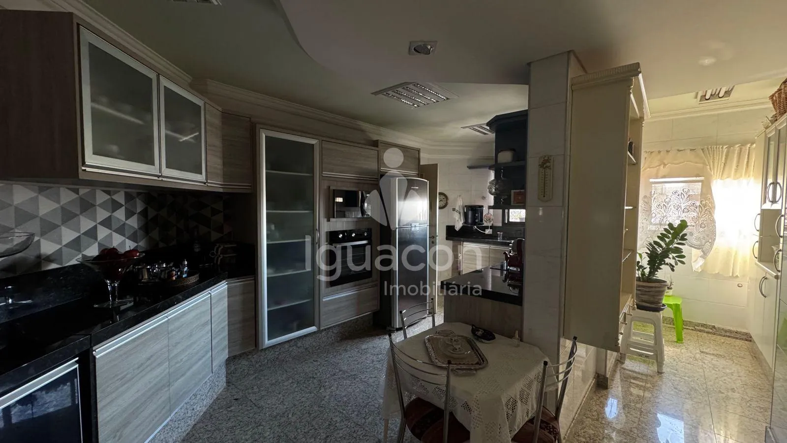 Apartamento Duplex  no Edifício Maison Classic.