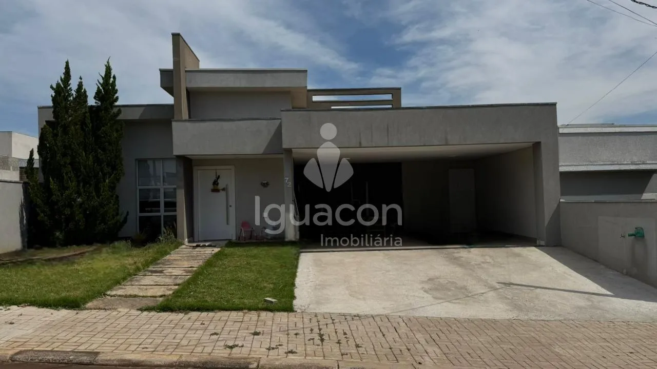 Casa com á venda no Condomínio Dom Olívio