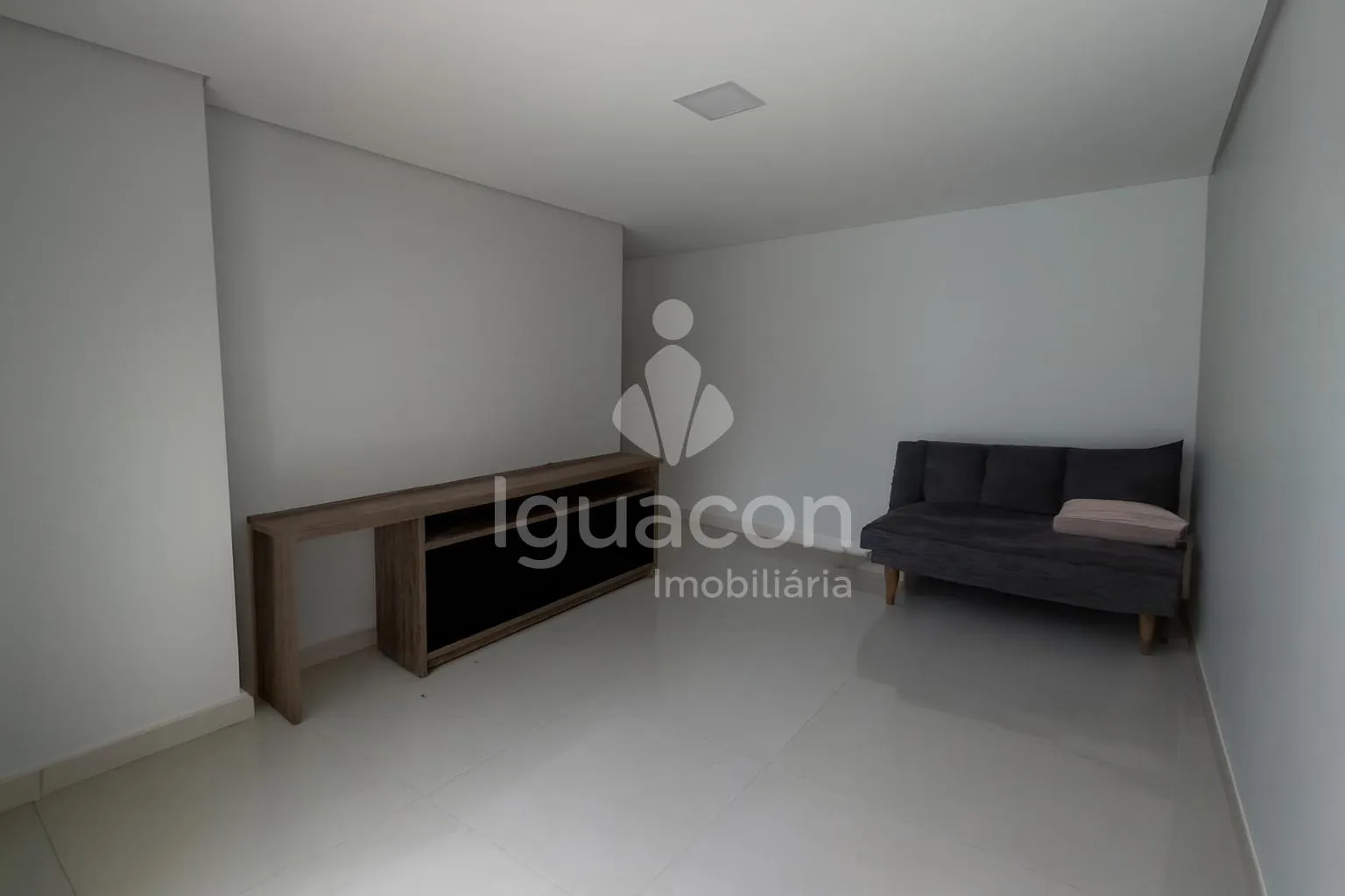 Casa com á venda no Condomínio Dom Olívio