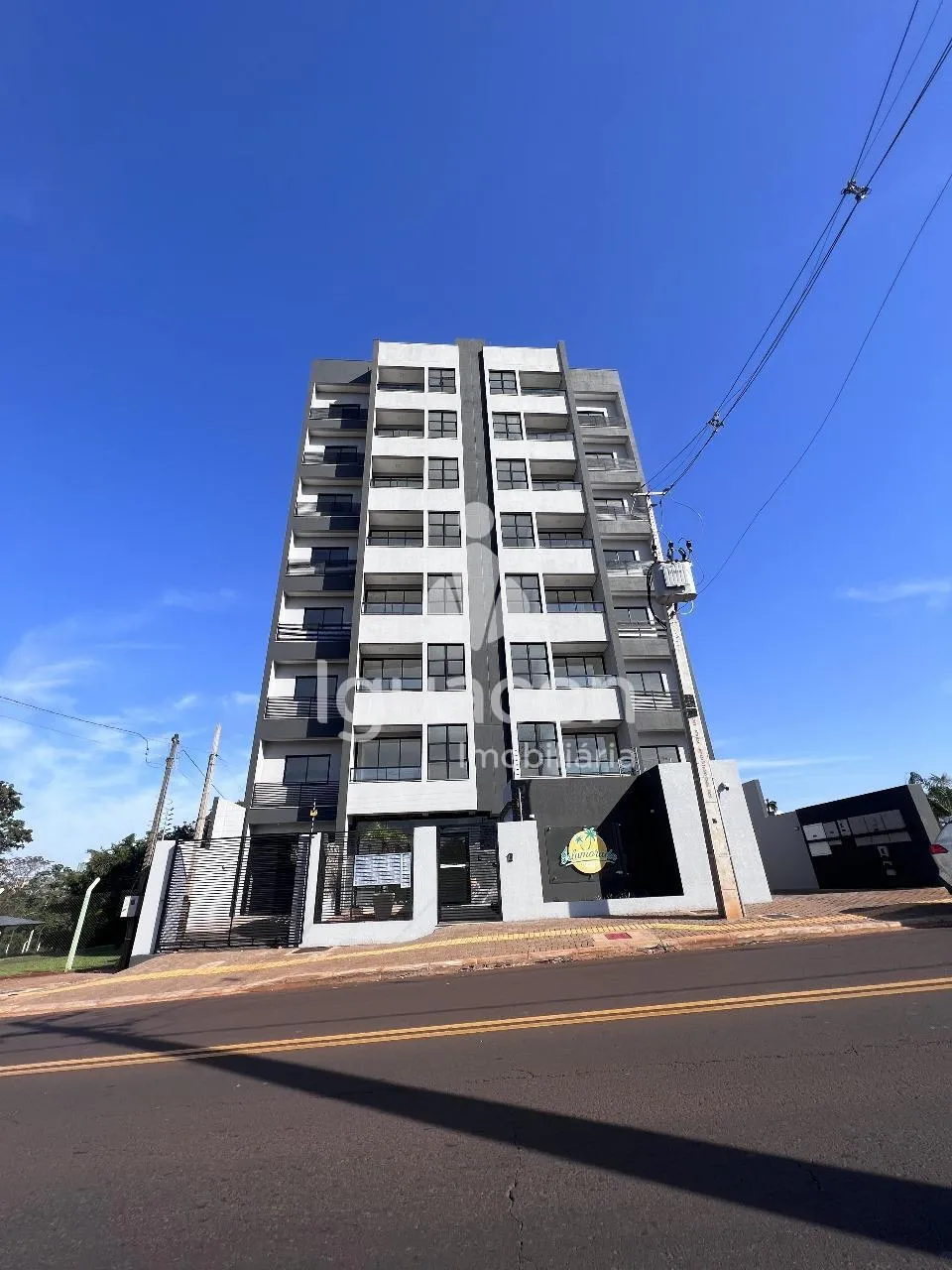 Apartamento com 02 Dormitório e Sacada com Churrasqueira no Islamorada Residence
