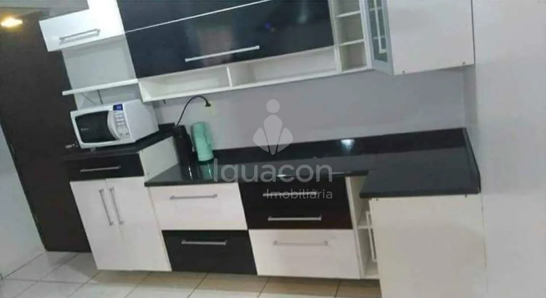 Casa com 02 Dormitórios sendo 01 Suíte e 04 Quitinetes no Jardim Petrópolis