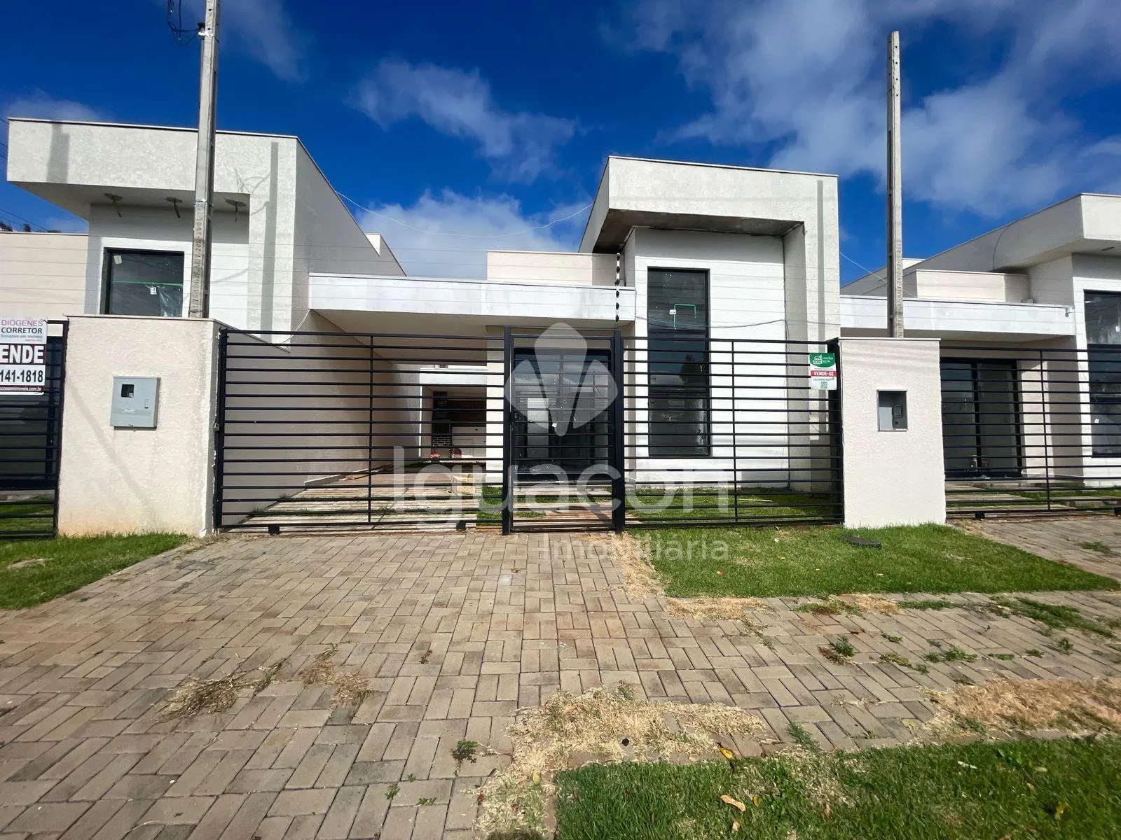 Casa com 02 Dormitórios sendo 01 Suíte e Espaço Gourmet com Churrasqueira no Jardim Duarte
