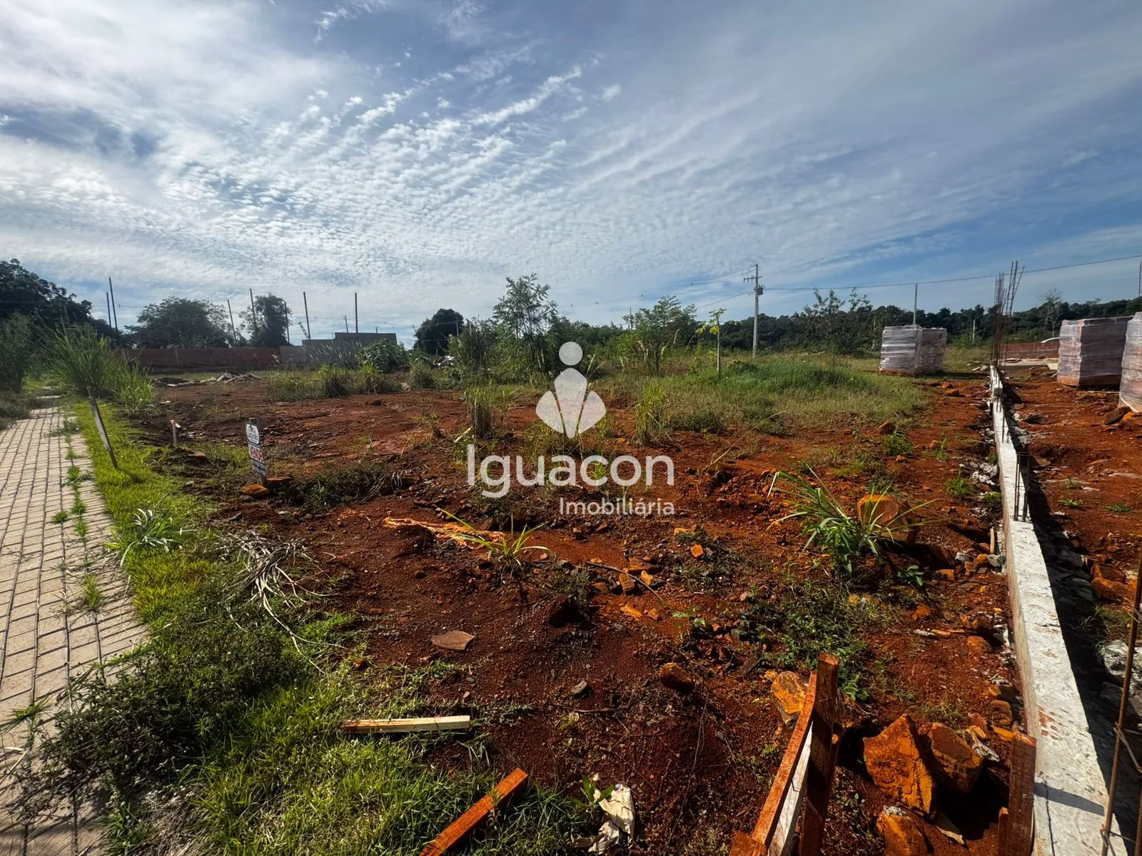 Terreno no Jardim Rouxinol