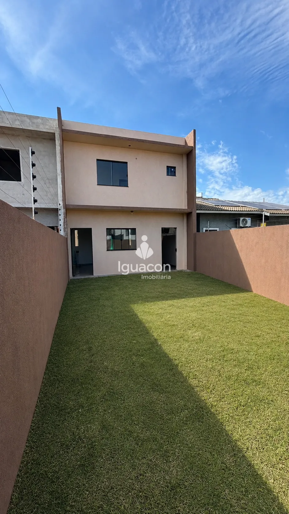 APARTAMENTO SOBRADOS NO JARDIM DAS OLIVEIRAS AND 1 UN 02