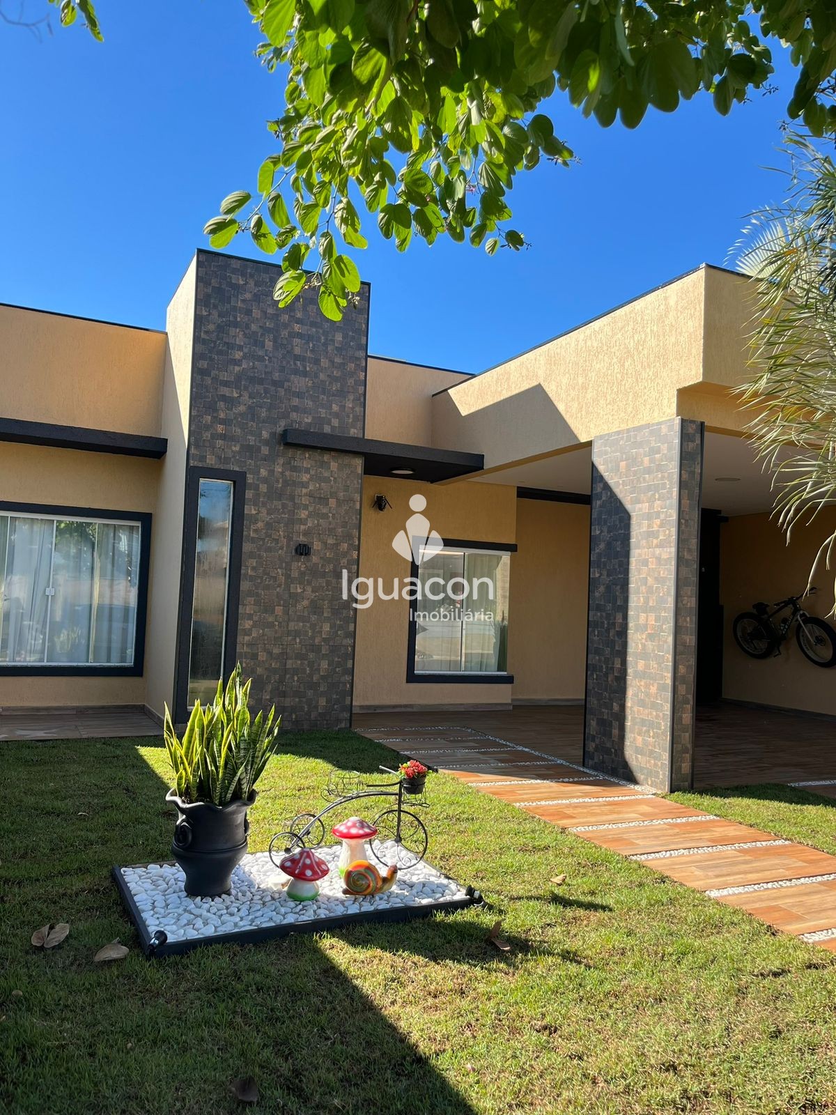 Casa Térrea no Condomínio Araras